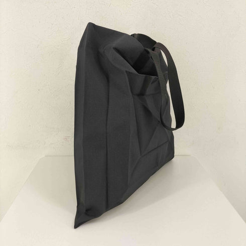 イッセイミヤケミー ISSEY MIYAKE me トートバッグ レディース