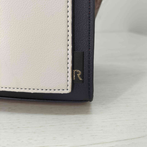 ミハマ MIHAMA キャラクターコラボデザイン ショルダーバッグ レディース