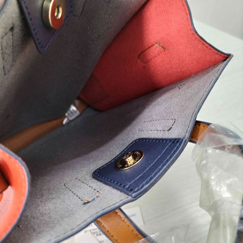 ミハマ MIHAMA キャラクターコラボデザイン ショルダーバッグ レディース