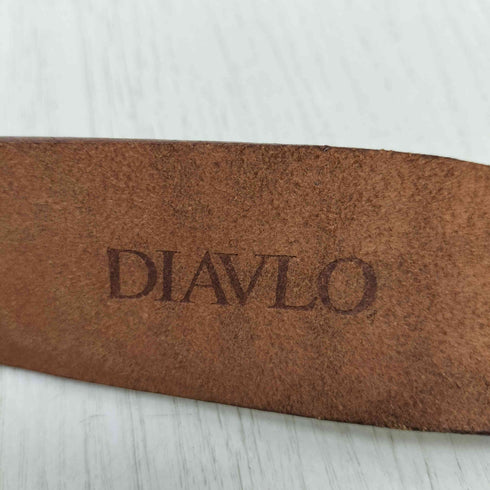 DIAVLO メタルコンチョ スタッズデザインホワイトレザーベルト メンズ