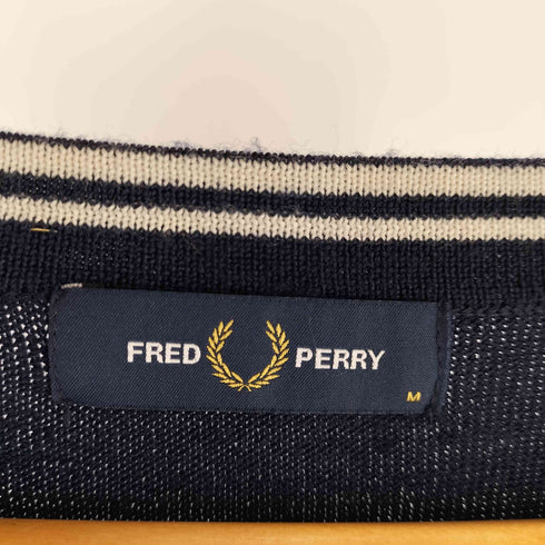 フレッドペリー FRED PERRY ロゴ刺繍 Vネックカーディガン メンズ JPN:M
