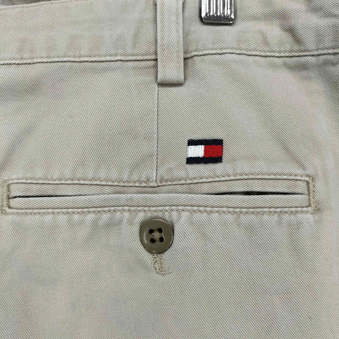 トミーヒルフィガー TOMMY HILFIGER ノータックチノパンツ メンズ 42/32