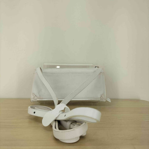 ビュレ Beaure カウレザー コンチョ金具 ウォレットショルダー レディース