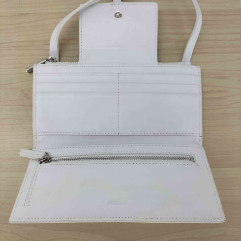 ビュレ Beaure カウレザー コンチョ金具 ウォレットショルダー レディース