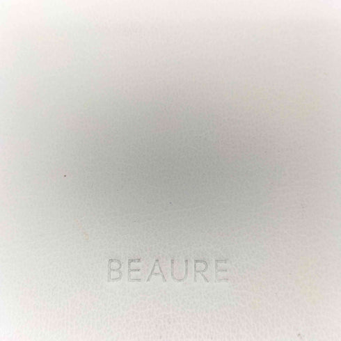 ビュレ Beaure カウレザー コンチョ金具 ウォレットショルダー レディース