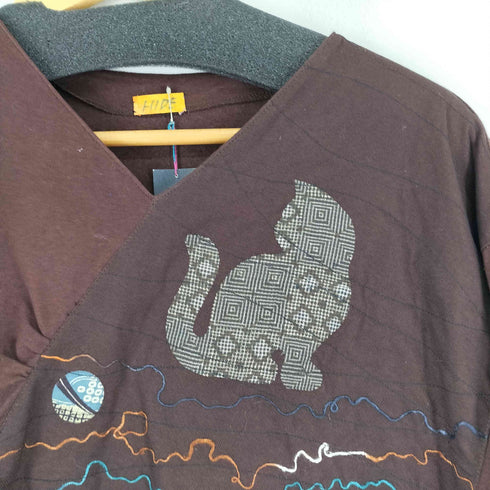 HIDE CRAFT 猫 刺繍 Vネック カットソー レディース