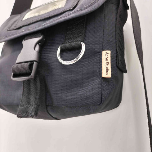 アクネストゥディオズ ACNE STUDIOS ミニショルダーバッグ スモールメッセンジャーバッグ メンズ