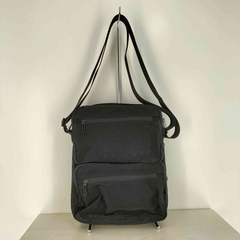 ソーバイアレクサンダーヴァンスロベ SO by alexander van slobbe ピーチスキン ギミック スエード切替 ショルダーバッグ メンズ