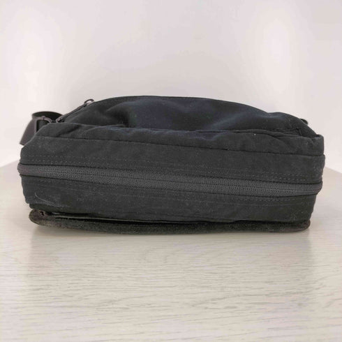 ソーバイアレクサンダーヴァンスロベ SO by alexander van slobbe ピーチスキン ギミック スエード切替 ショルダーバッグ メンズ