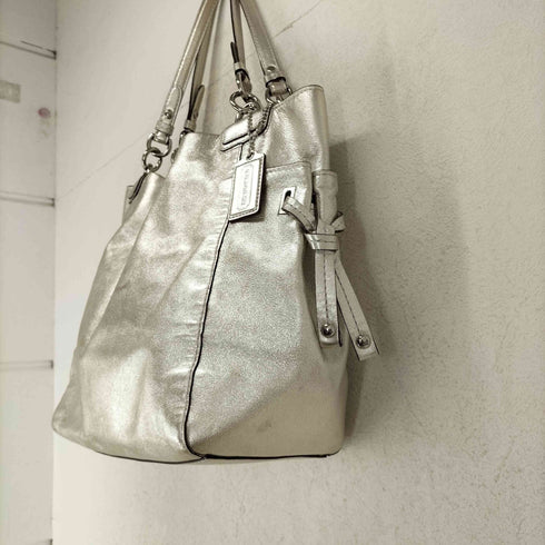 コーチ COACH メタリックコーティング オールレザーショルダーバッグ レディース