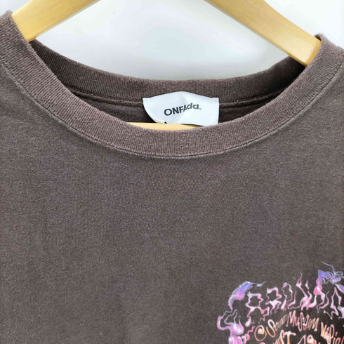 onfadd 両面プリント グラフィック S/S クルーネック Tシャツ メンズ