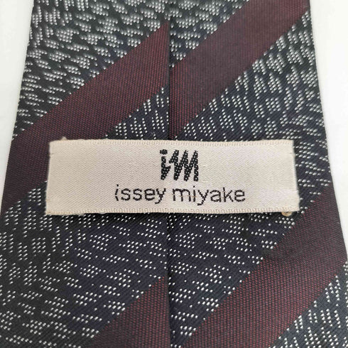 アイムプロダクトイッセイミヤケ im product ISSEY MIYAKE シルク ストライプネクタイ メンズ