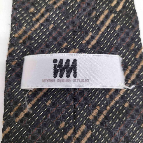 アイムプロダクトイッセイミヤケ im product ISSEY MIYAKE 総柄 シルクネクタイ メンズ