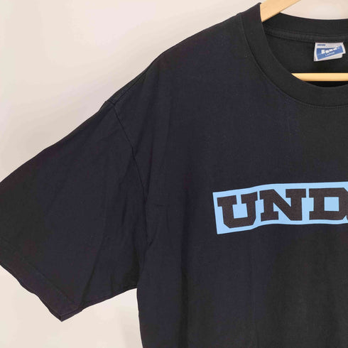 アンディフィーテッド UNDEFEATED BUMPER STICKER S/S TEE バンパー ステッカー ショートスリーブ Tシャツ メンズ import:L