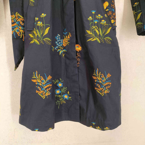 VIANTE 総刺繍花柄コットンステンカラーコート レディース