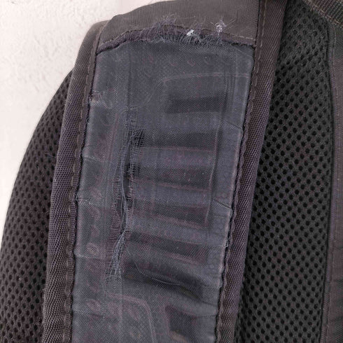 ザノースフェイス THE NORTH FACE ロゴ刺繍 ナイロン リュックサック メンズ