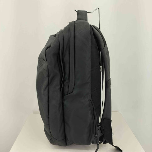 インケース incase CITY COMPACT BACKPACK バックパック メンズ