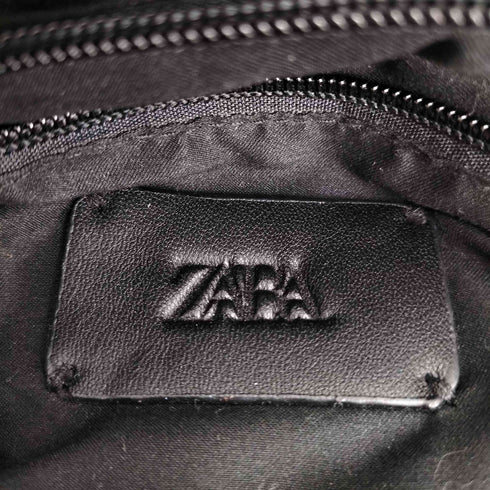 ザラ ZARA フェイクレザー チェーン クロスボディバッグ メンズ