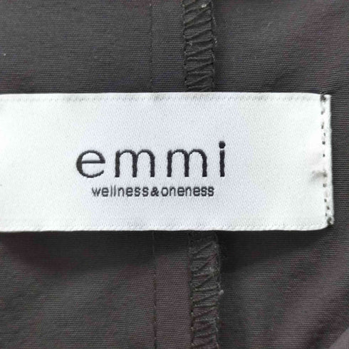 エミ emmi ハーフ丈ジップシャツオールインワン レディース 1