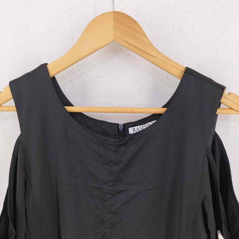 ランデブー randeboo Sensual shiring dress ギャザーリボン 肩だしワンピース サテン調 レディース FREE