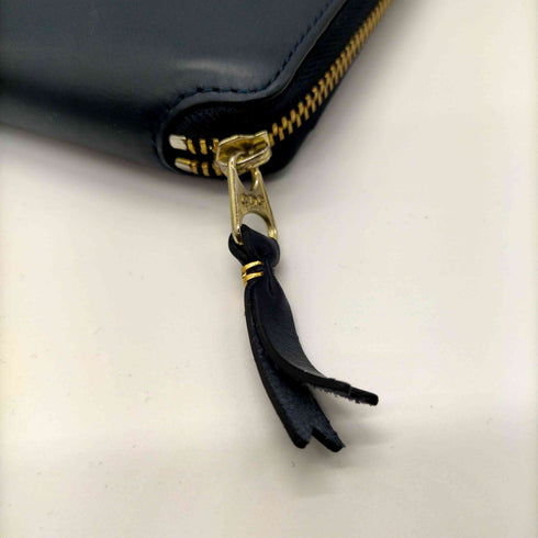 ウォレットコムデギャルソン Wallet COMME des GARCONS 24AW スペイン製 ARECALF レザー 二つ折り財布 レディース