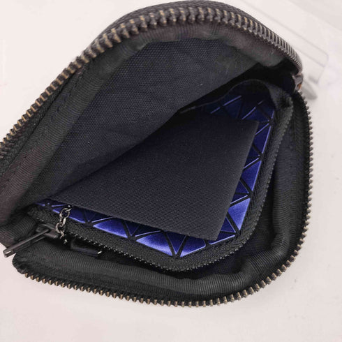 バオバオイッセイミヤケ BAO BAO ISSEY MIYAKE CLAM WALLET レディース