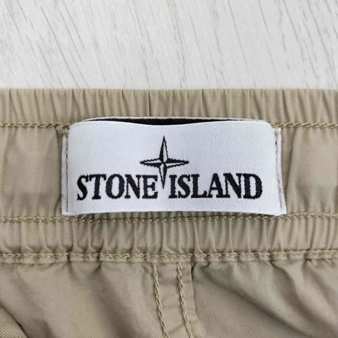 ストーンアイランド STONE ISLAND コットン ショートパンツ メンズ 31