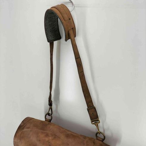 クラシカ KLASICA MAIL9 レザーショルダーバッグ メンズ