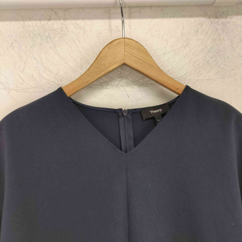 セオリー theory ADMIRAL CREPE ROUND VNK TOP レディース import:L