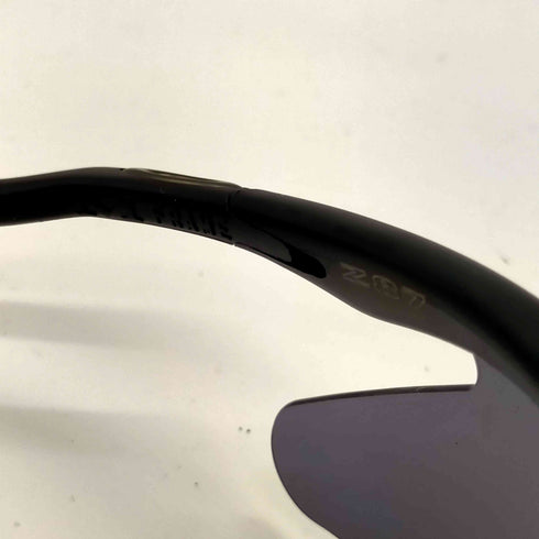 オークリー OAKLEY USA製 Z87 MFRAME メンズ