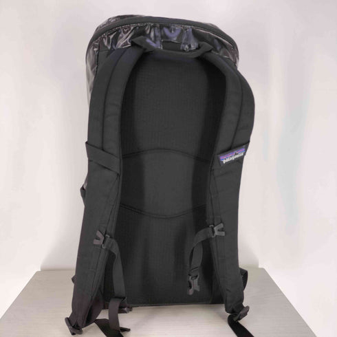 パタゴニア patagonia BLACK HOLE PACK 25L レディース