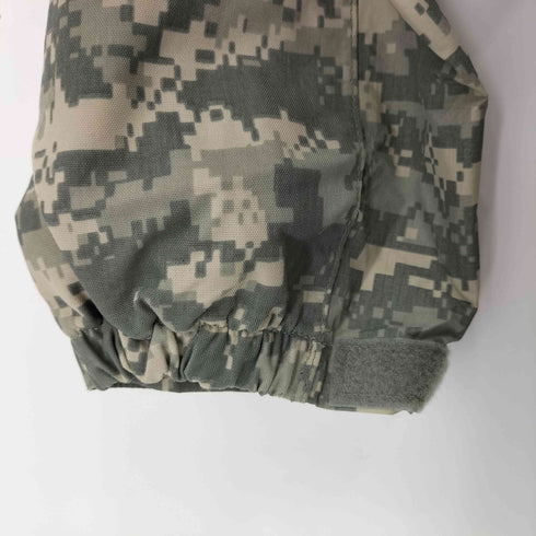 エクワックスゲンスリー ECWCS GEN3 ACU UCP ECW GORE-TEX デジタルカモ ナイロンジャケット メンズ XL-L