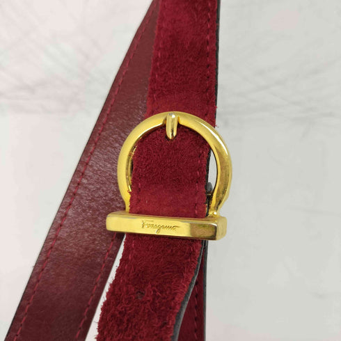 サルヴァトーレフェラガモ Salvatore Ferragamo ガンチーニ金具 スウェードショルダーバック レディース