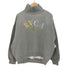 ルーカ RVCA ムラサキスポーツ 別注 カレッジ ロゴ タートル ネック オーバーサイズ スウェット レディース import:L