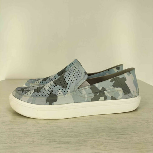 クロックス crocs ICONIC COMFORT CitiLane Roka Camo 2 Slip-on シティレイン ロカ カモ 2 スリッポン スニーカー レディース M6