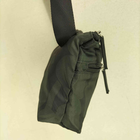 マリメッコ marimekko Neat Crossbody Unikko レディース S