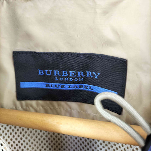 バーバリーブルーレーベル BURBERRY BLUE LABEL ロゴ刺繍 裏地メッシュ アノラックパーカー メンズ import:L