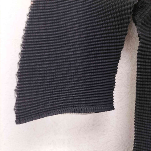 ミー イッセイミヤケ me ISSEY MIYAKE イラストデザインプリーツトップス レディース