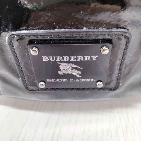 バーバリーブルーレーベル BURBERRY BLUE LABEL エナメル プレートロゴ レザーショルダーバッグ レディース