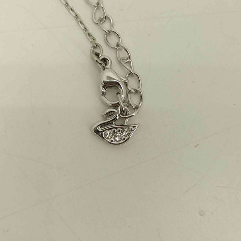 スワロフスキー SWAROVSKI アトラクトネックレス レディース