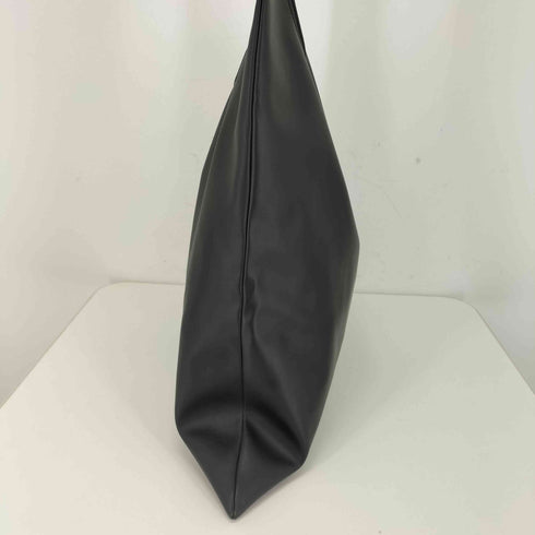 シキトウキョウ shiki tokyo シンセティックレザーマルシェバッグ メンズ