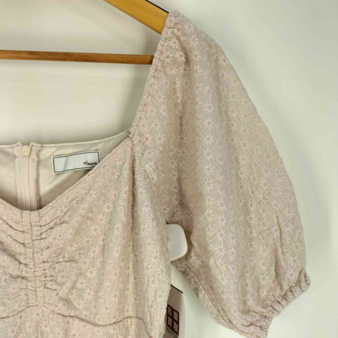 アンドマリー AND MARY パフスリーブ フラワーエンボス ミニワンピース レディース