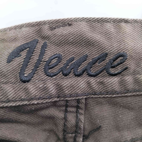 VENCE スタッズ付き ショートデニムパンツ レディース L