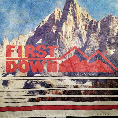 ファーストダウン FIRST DOWN 90s 雪山タグ バイカラー フーデット ダウンジャケット メンズ import:L