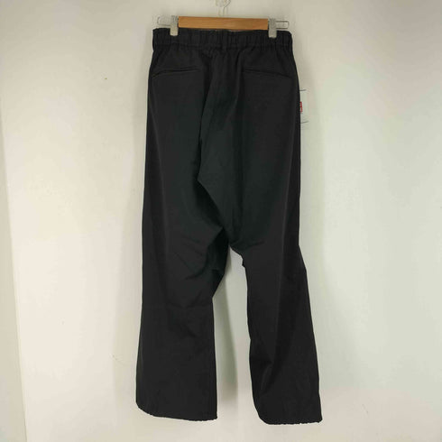 ノーアイディー NO ID. イージーバギーパラシュートトラウザーズ メンズ JPN:1