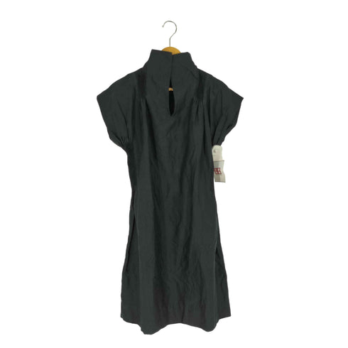 イッセイミヤケ ISSEY MIYAKE プリーツ切替 スキッパーワンピース レディース JPN:2
