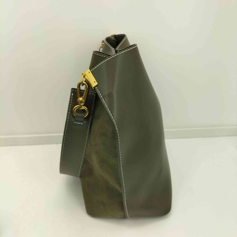 チャールズアンドキース CHARLES&KEITH Studded Textured Hobo Bag スタッズテクスチャー ホーボーバッグ レディース