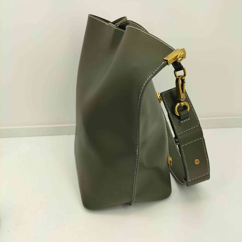 チャールズアンドキース CHARLES&KEITH Studded Textured Hobo Bag スタッズテクスチャー ホーボーバッグ レディース