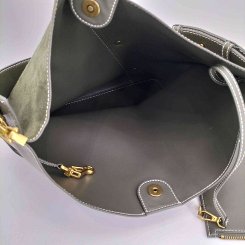 チャールズアンドキース CHARLES&KEITH Studded Textured Hobo Bag スタッズテクスチャー ホーボーバッグ レディース