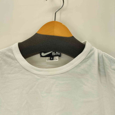 ブラックコムデギャルソン BLACK COMME des GARCONS AD2022 メッセージプリントTシャツ メンズ JPN:S